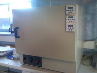 1 x Laboratory Incubator