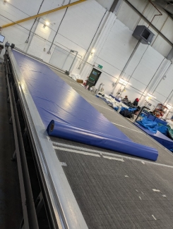 K2-CUT003 : 1 x 3m x 10m Blackman and White Flatbed Cutting / Plotting Table 
